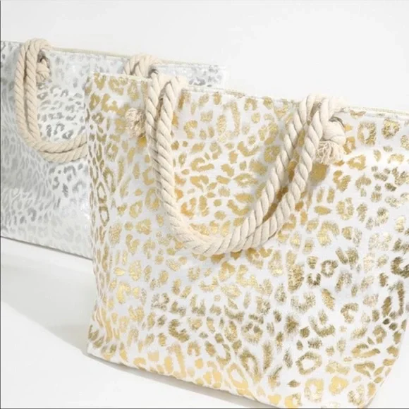 Beautiful Metallic Shiny Leopard Print Bag - Picture 5 of 14